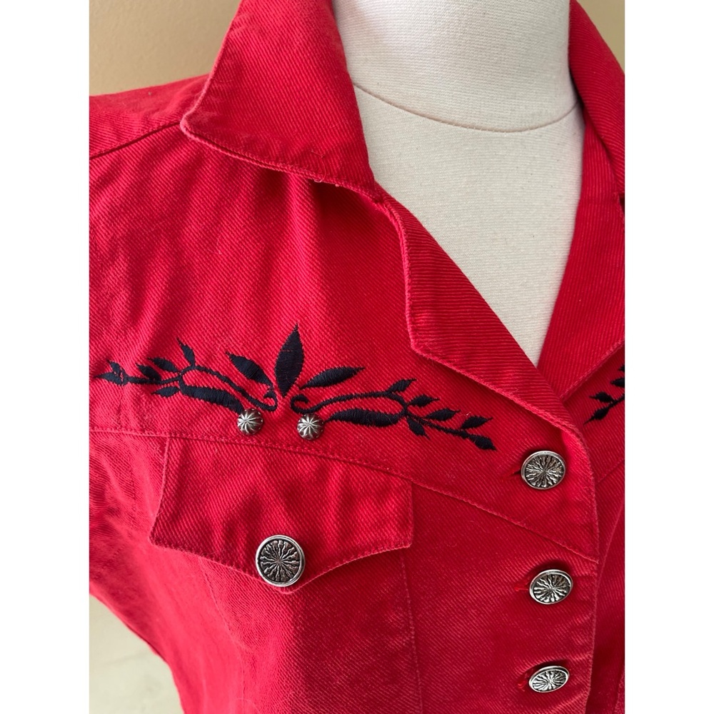 Vintage western embroidered denim red vest with silver accents sz M